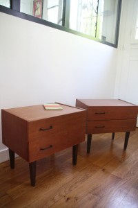 paire de table de nuit chevets scandinaves années 50 60 mobilier vintage Rouge Garden